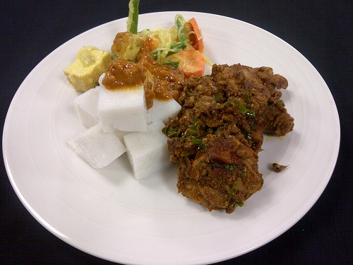 Raya Menu Dish: Malaysia Airlines offering tasty ‘nasi impit’ with chicken ‘rendang’ this Hari Raya for its guests.