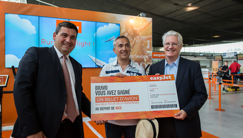 easyJet adds third Airbus A320 aircraft based at Nice Cote D'Azur airport 