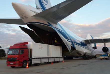 Air Partner partners with Ruslan International to move an entire portable hospital on behalf of a Middle Eastern ruling family 