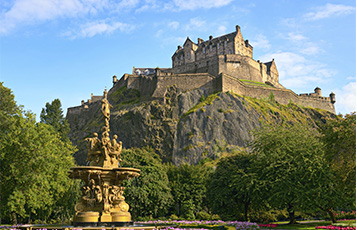 Qatar Airways to fly daily to Scottish capital Edinburgh
