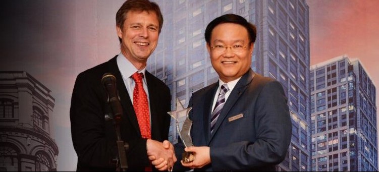 Marco Polo Wuhan awarded Creative Partner Trophy from the British Consulate General   