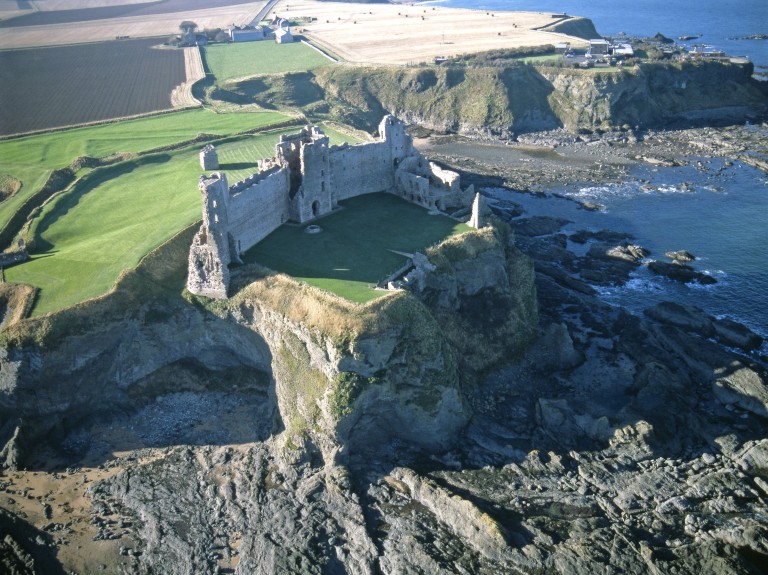 Historic Scotland: See behind the scenes of live archaeological dig on 12 and 13 September, Tantallon Castle Uncovered  