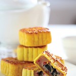 Celebrate This Year's Mid-Autumn Festival and Gift Mooncakes from Four Seasons Hotel Hong Kong