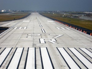 Runway 9L/27R, location of the ORD 5K on the Runway