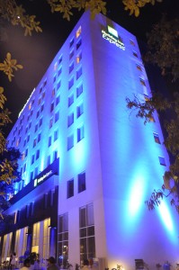 Holiday Inn Express Defines 'Smart Travel' in India: IHG and Duet India Hotels bring the brand to Ahmedabad to meet the growing demand for comfort and value