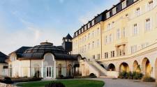 The Steigenberger Grandhotel Petersberg in Königswinter is one of the hotels where guests can meet.