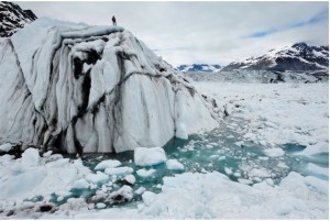 Extreme Ice Survey Exhibit at O'Hare Showcases Stunning Imagery of Glaciers1