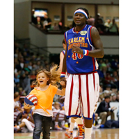 Howard Johnson’s “Double Dribble” promotion provides Harlem Globetrotters fans access to nearly 250 shows throughout the U.S. and Canada. (Photo courtesy of Harlem Globetrotters International, Inc.) 