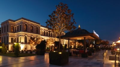 Four Seasons Hotel Istanbul's Aqua Restaurant at the Bosphorus to host wines of famous Tuscan winery Cecchi December 2 and 8, 2013