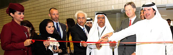 His Excellency Abdul Aziz Al Noaimi, Chairman of the Qatar Aviation Authority and senior management from Qatar Airways and ACI Exchange at the ribbon-cutting ceremony
