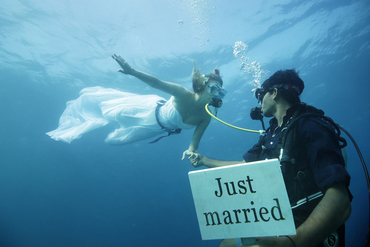 Maldives: Anantara Kihavah Villas unveils surreal underwater wedding package 