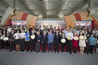 Over 300 airport staff are presented with certificates and trophies in recognition of their efforts in customer service.