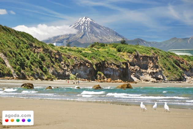 Catch the end of New Zealand's autumn season with Agoda's list of discounted accommodations 