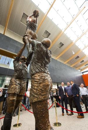 The 2007 victory for Ireland in an unforgettable rugby union clash with England made in a 20ft sculpture at Shannon Airport 