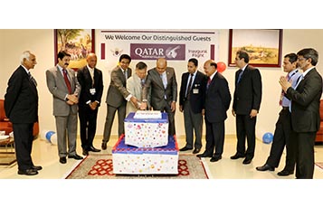 Qatar Airways Vice President Indian Subcontinent, Mr. Ihab Sorial, Qatar Airways Sales Manager Karachi, Mr. Muhammad Jawad, and Multan’s International Airport’s ground handling agent Royal Airport Services’ COO Mr. Saleem Liang pictured during the cake-cutting ceremony in celebration of Qatar Airways' launch of flights to Multan.
