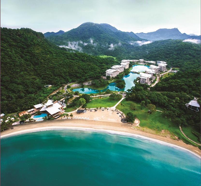 Pico de Loro Cove, the maiden development of Hamilo Coast puts environmental and social sustainability at the heart of its operations. It was also declared a marine protected area (MPA). 