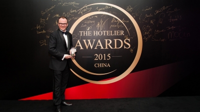 Four Seasons Hotel Guangzhou Food and Beverage Director Heiko Roeder awarded Food & Beverage Hotelier of The Year at The Hotelier Awards China 