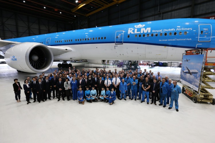 3 KLM Royal Dutch Airlines signs with Xiamen Airlines for the maintenance of General Electric GEnx engines on Xiamen Airlines’ new Boeing 787s 