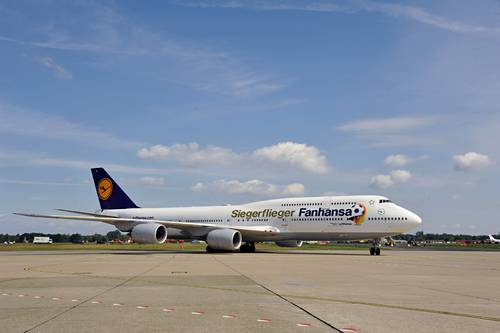 Lufthansa once again turns into Fanhansa for the European Football Championship in France