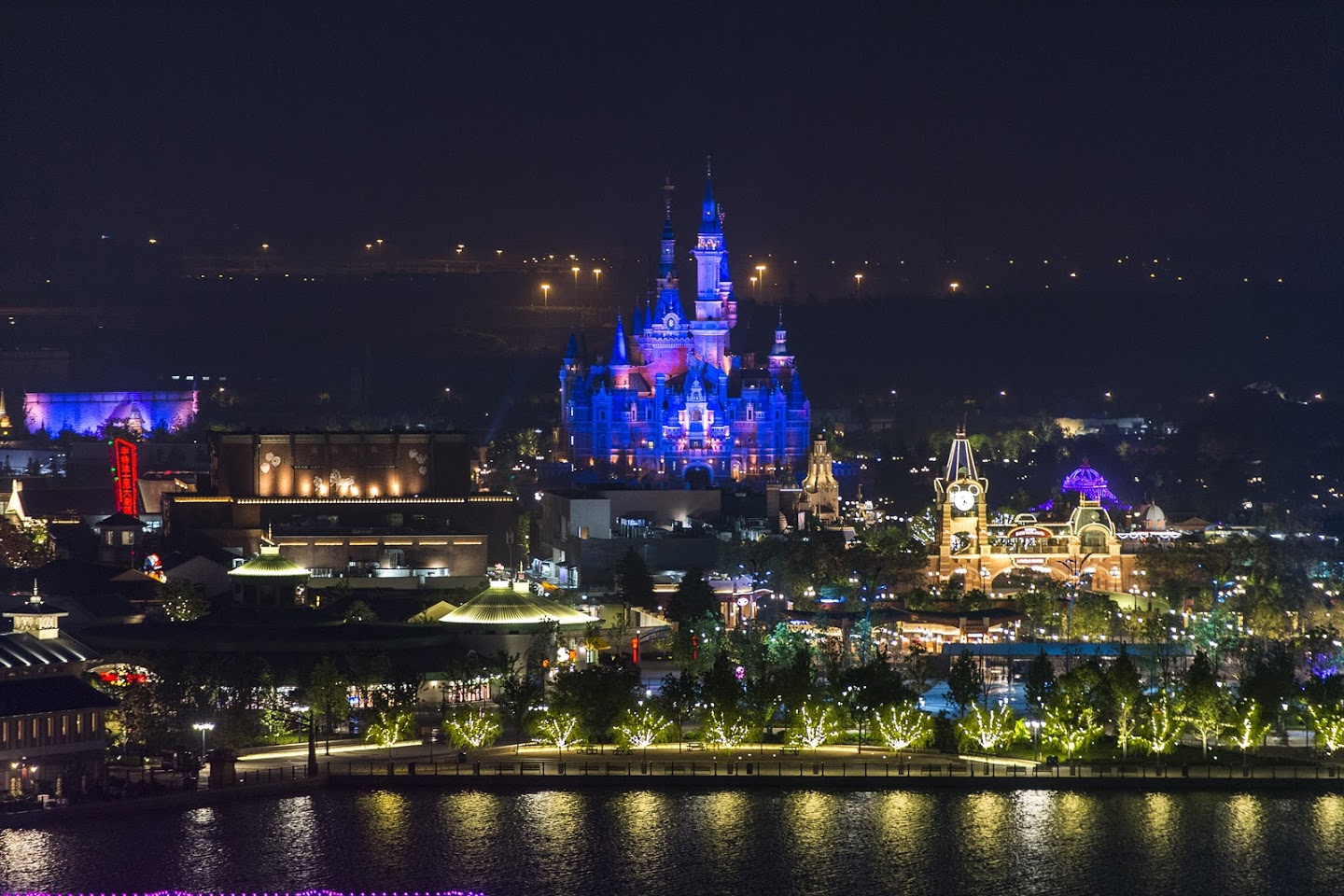 Disney to mark the opening of its first resort in mainland China with one-of-a-kind grand opening celebration