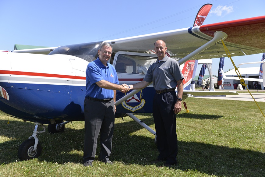 Cessna Aircraft Company announces order from the U.S. Civil Air Patrol for 17 Cessna Skylane 182T and two Cessna Turbo Stationair HD T206H aircraft 