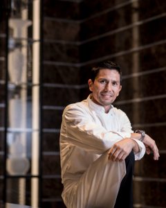 Four Seasons Hotel Vancouver welcomes Chef Weimar Gomez as new executive chef at YEW seafood + bar