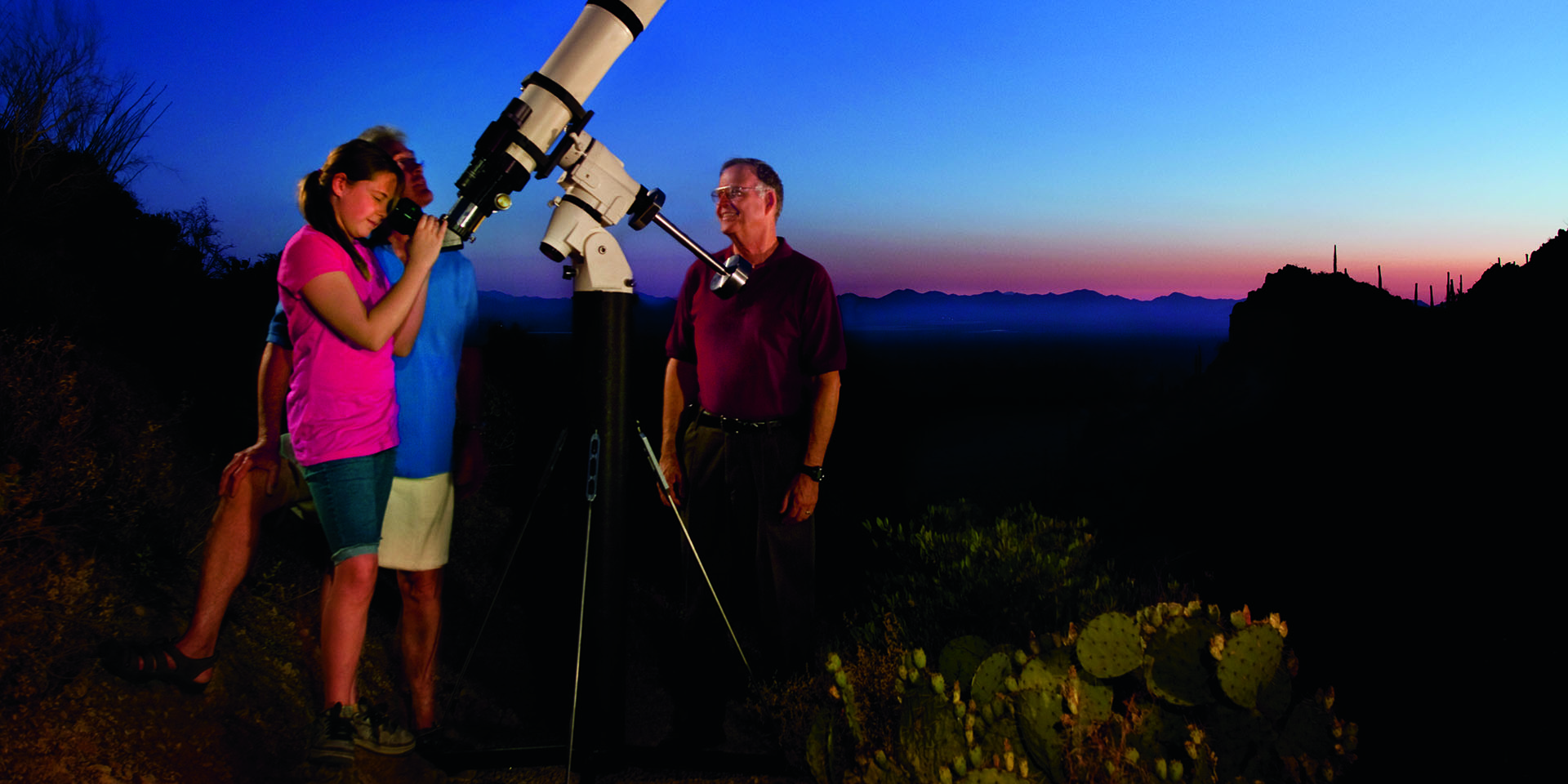 The Ritz-Carlton, Rancho Mirage hosts complimentary stargazing sessions every Saturday evening 