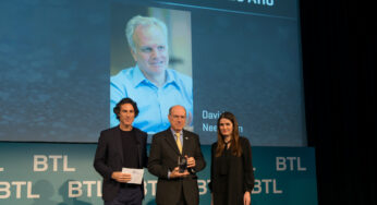 TAP Shareholder David Neeleman Honored as Personality of the Year at Lisbon Tour Fair