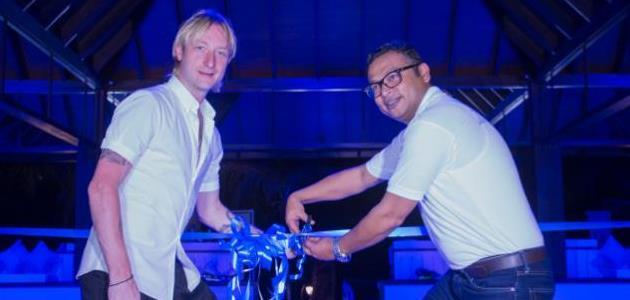 Jumeirah Vittaveli inaugurates the first ice rink in the Maldives