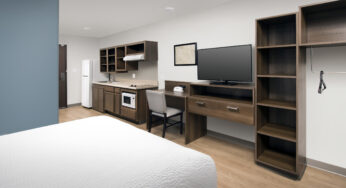 Choice Hotels announces the opening of WoodSpring Suites Chicago Tinley Park