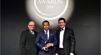 Anantara Lawana Koh Samui Resort Executive Chef Azizskandar Awang recognized with Chef Hotelier of the Year award