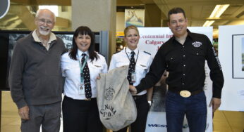 WestJet celebrates the 100th anniversary of Western Canada’s inaugural air mail flight