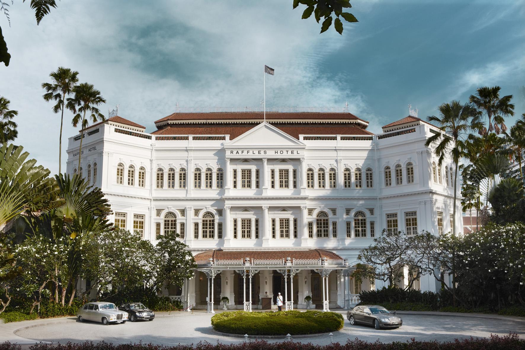 Raffles Singapore unveils new line-up of dining experiences by renowned celebrity chefs