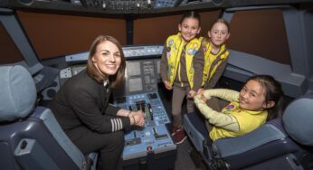 easyJet and Girlguiding unveil details of new Aviation badge for Brownies