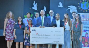 HMSHost donates $500,000 to Step Up For Students for the Florida Tax Credit Scholarship Program for lower-income K-12 students