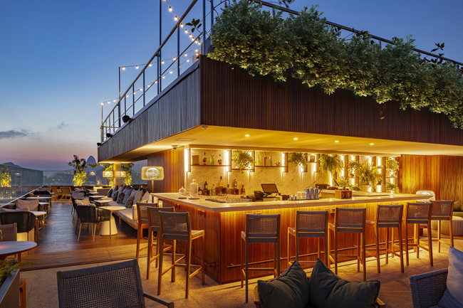 Travel PR News  Hilton Rio de Janeiro Copacabana opens new roof lounge bar  Isabel Lounge