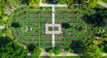 10 of the Most Beautiful Gardens Around the World