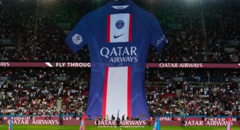 Qatar Airways surprised passengers flying from Doha to Paris with Paris-Saint Germain jerseys to celebrate its new role as the team’s Official Jersey Partner