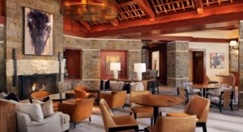 Four Seasons Resort in Jackson Hole Hosts “Wild by Four Seasons” Gallery During Fall Arts Festival, Showcasing Artist Demonstrations and Western Art Collection